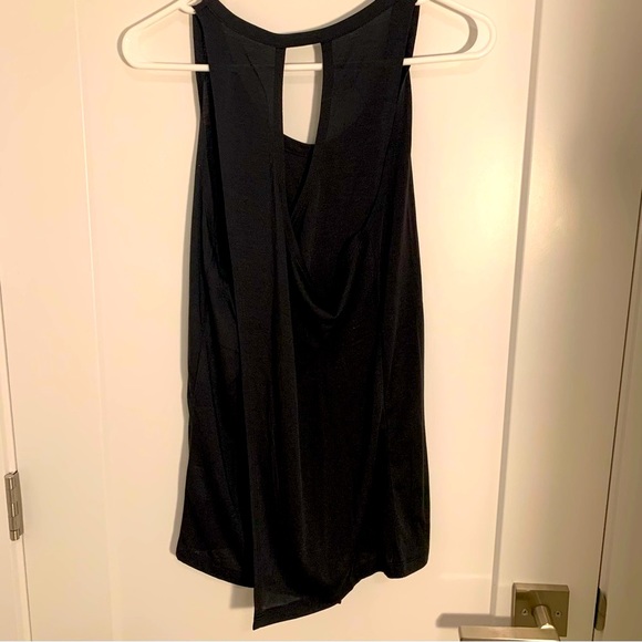 Nike Yoga Black Open Back Sleeveless Shirt in Size Small - Picture 2 of 8